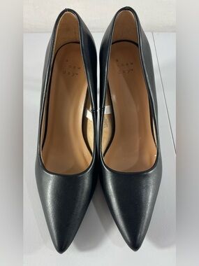 A New Day Black Pointed Toe Heels 3 Inch Size 7 Faux Leather Basic Dressy